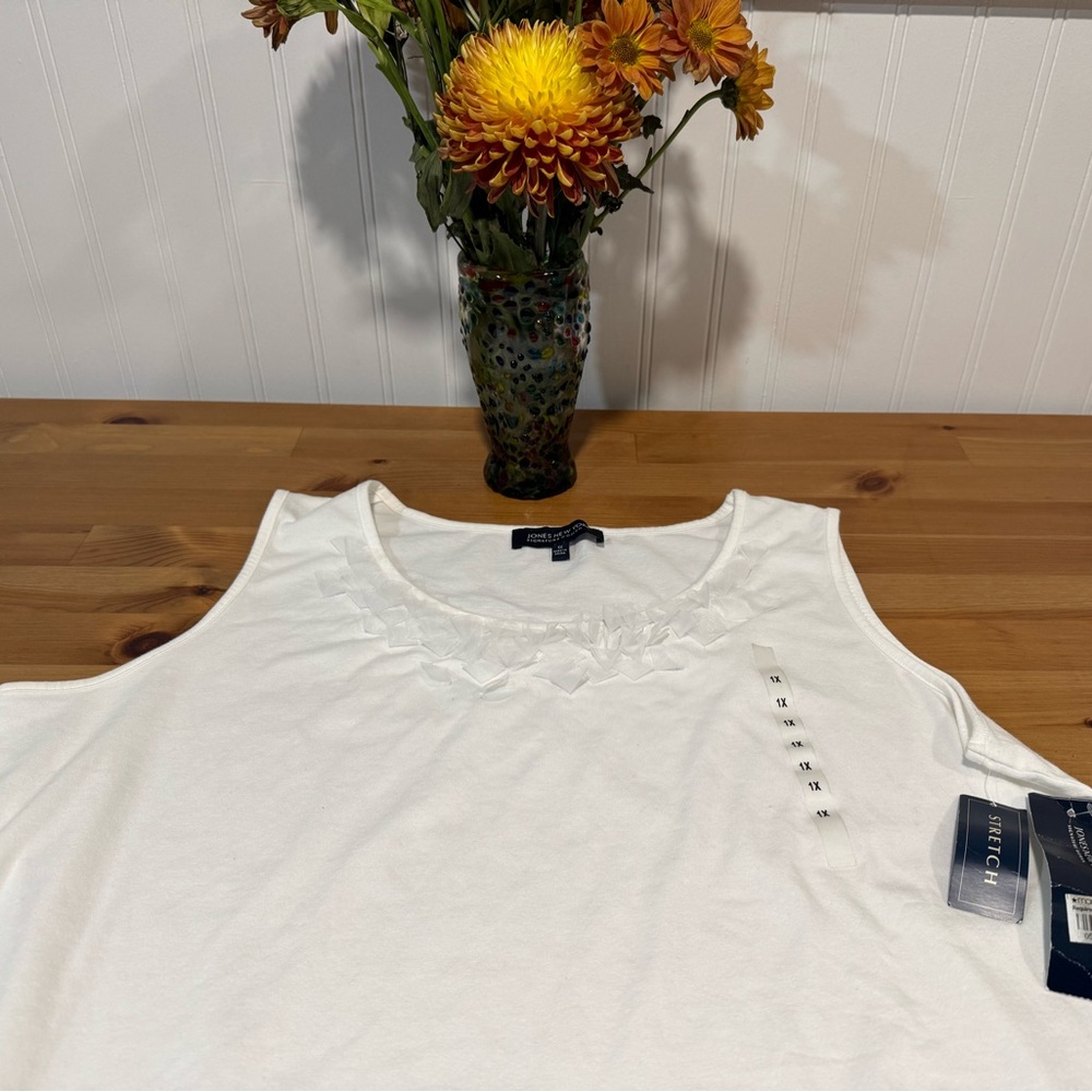 Jones New York White Avalon Cami With Sheer Lacy Detail Size 1X New With Tags